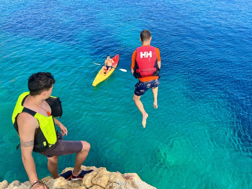 Jávea: Cala Tango and San Antonio Nature Reserve Kayak Tour - Illot de la Mona snorkeling time: the quiet coves between the thrills