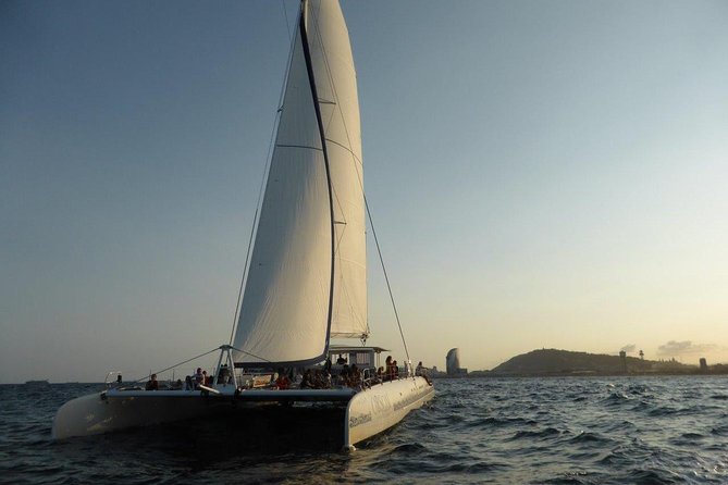 Jazz and Chill Out Sailing in Barcelona - The 90-minute sail: what you’ll see from the water