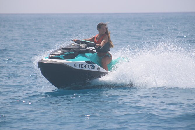 Jet Ski Activity to Lobos Island from Corralejo - Who this Lobos jet ski run is best for