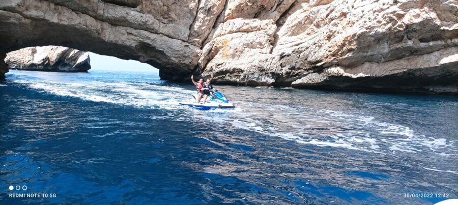Jet Ski to Margaritas Islands from San Antonio - No License - Safety, guide style, and what to bring