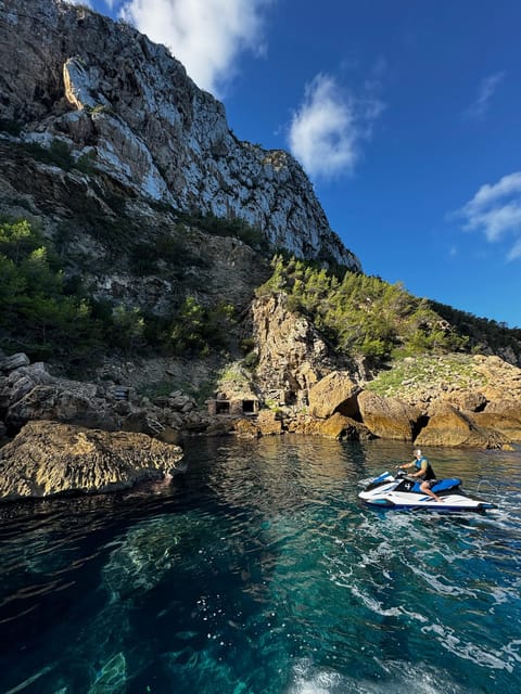 Jet Ski to Margaritas Islands from San Antonio - No License - Photo moments, snorkeling chances, and sea views you can’t fake
