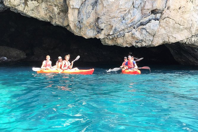 Kayak & Snorkel Tour in Cerro Gordo Natural Park, La Herradura - Entering La Herradura: the briefing and the gear that actually matters