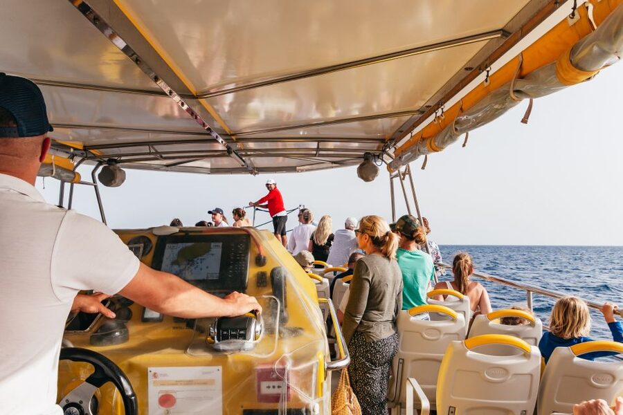 Lanzarote: 2.5-Hour Sunset and Dolphins Cruise - The champagne and pastries moment: small, but smart value