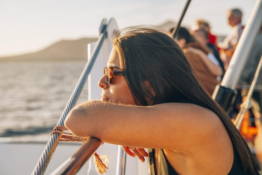 Lanzarote: Dolphin-Watching Sunset Cruise with Transfers - Mojitos, Beer, Wine, and Finger Foods: What’s Included and What to Expect