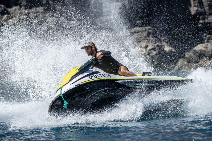 Lanzarote: Jet Ski Tour - Freedom on the water, but with a guiding hand