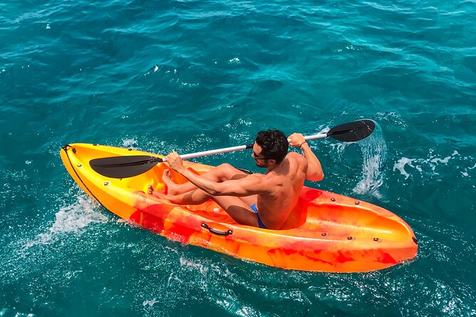 Lanzarote: La Graciosa island cruise with lunch and water activities - Playa de La Francesa: swim, snorkel, and kayak time