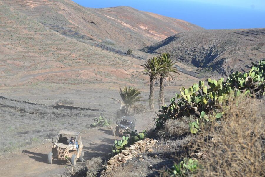 Lanzarote: Mix tour Guided Buggy Volcano Tour 4 or 6 seater - Photos: where they help and where you still need your phone