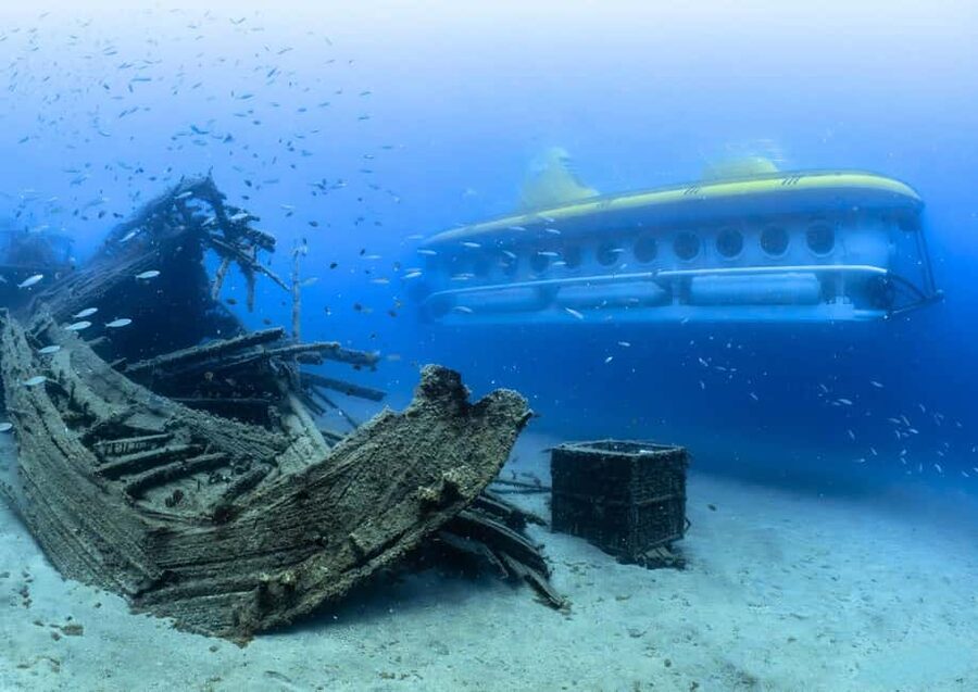 Lanzarote: Real Submarine Dive with Hotel Pickup - Puerto Calero Marina timing and how hotel pickup affects your day