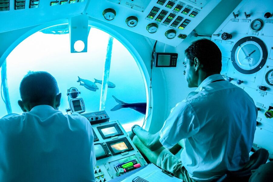 Lanzarote: Real Submarine Dive with Hotel Pickup - Should you book this submarine trip?