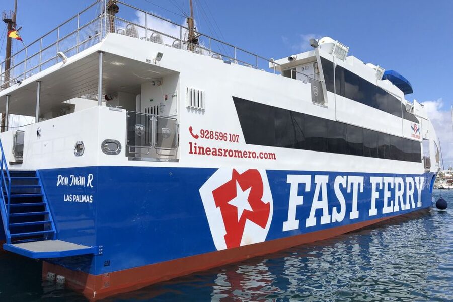 Lanzarote: Return or 1-Way Ferry to Fuerteventura with Wifi - How the Lanzarote to Fuerteventura ferry fits your day