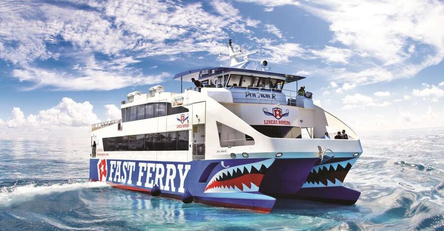 Lanzarote: Return or 1-Way Ferry to Fuerteventura with Wifi - Playa Blanca port in Lanzarote, how boarding feels in practice