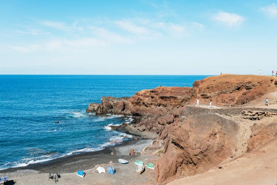Lanzarote: Timanfaya National Park & La Geria Tour - Elbow-room and timing: how the 5.5 hours usually plays out