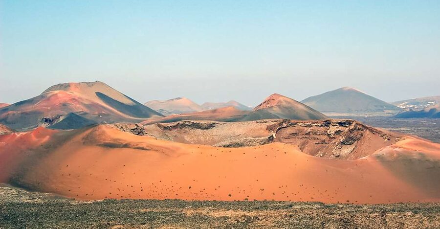 Lanzarote: Timanfaya Park and Jameos del Agua Full-Day Tour - Timanfaya National Park and the heat demos you can feel in your imagination
