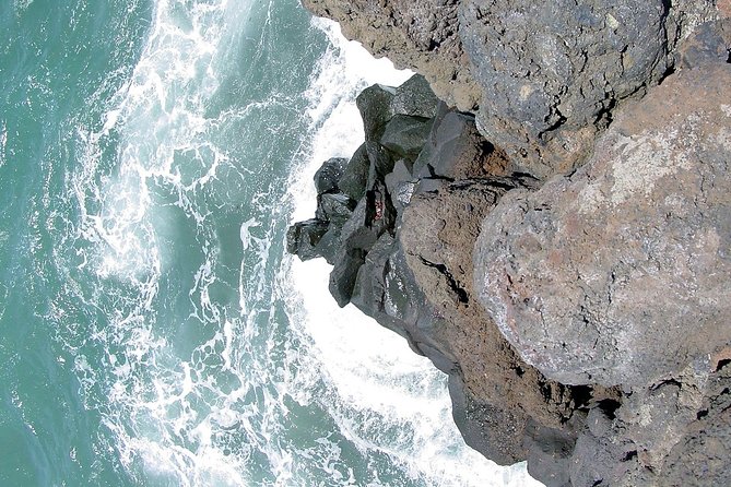 Lanzarote Volcano and Wine Region Tour from Fuerteventura - Timing, group size, and why the day can feel busy