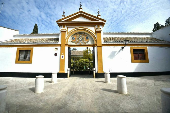 "Las Dueñas" Palace ticket + Audioguide - The main staircase accessibility: what you can still see