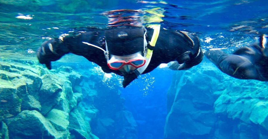 Las Palmas: Las Canteras Beach Snorkeling Trip - Emoción Apnea meet-up and getting your gear ready
