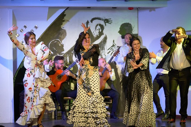 Los Gallos Flamenco Show Admission Ticket - Tablao Los Gallos in Santa Cruz, the setting that makes flamenco work