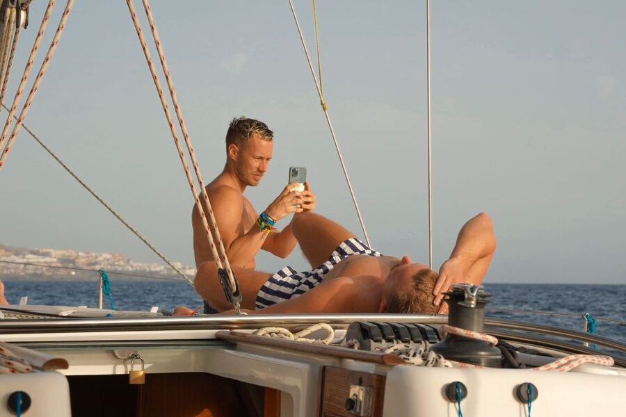 Los Gigantes: Sailing Excursion with Swimming, Drink & Tapas - Group Size, Comfort, and Who This Trip Clicks For