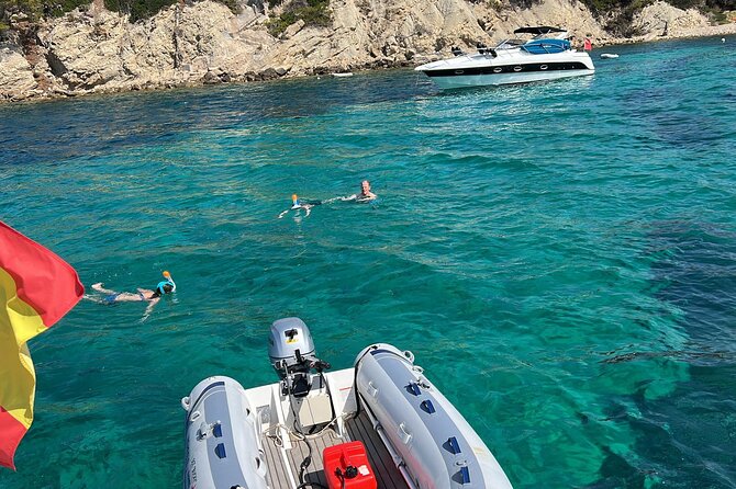Luxury Catamaran sailing with welcome Drinks Tapas Max10-12Person - Drinks and the “luxury” label: worth it or overpriced?