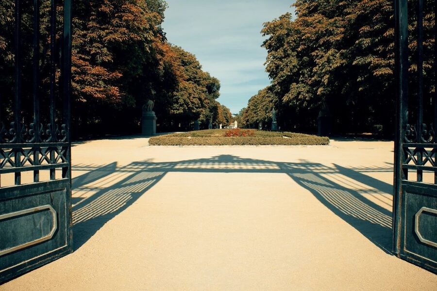 Madrid: 1.5-Hour Retiro Park Guided Walking Tour - Pace and timing: how 1.5 hours adds up