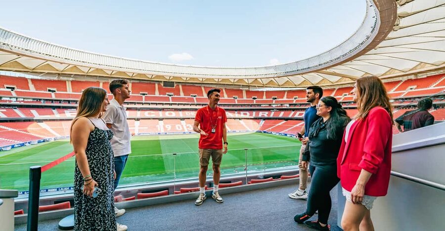 Madrid: Atlético de Madrid Stadium Entry - Group size and pacing: what small-group access changes