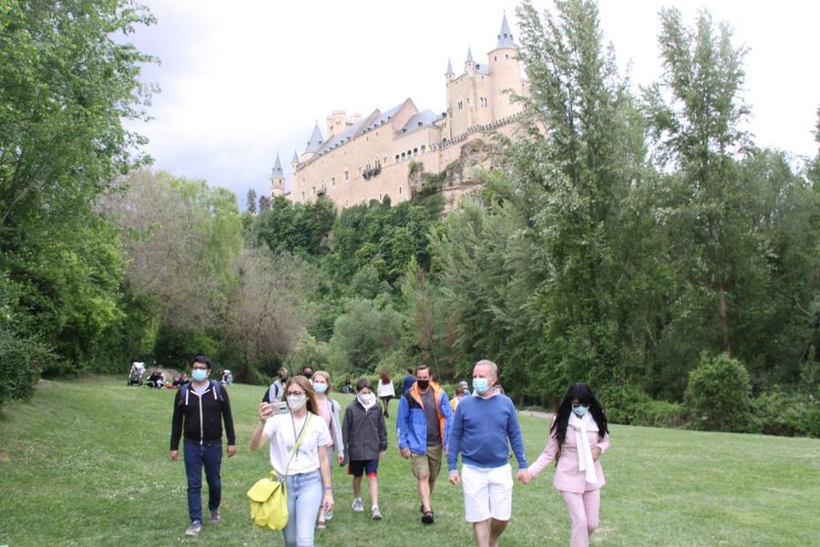 Madrid: Avila and Segovia Day Trip with Tickets to Monuments - Segovia Cathedral, the blend that earns its nickname