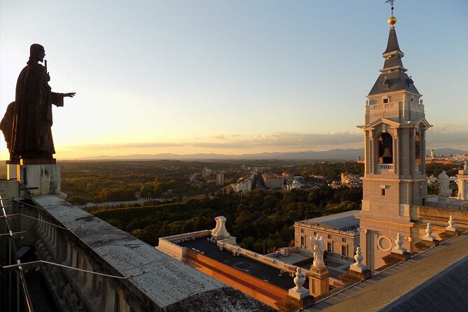 Madrid Best Walking Tour: Old city and Royal sites - Plaza de España and Plaza de Oriente: Don Quixote to Visigoth Kings
