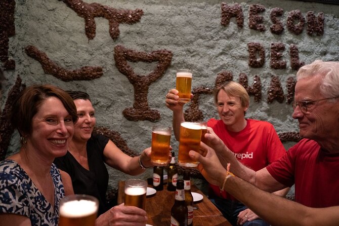 Madrid by Night: Tapas Crawl, Local Drinks & Hidden Gems - Why Madrid tapas feel best after dark