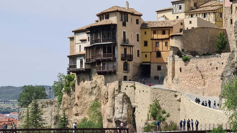 Madrid: Cuenca Day Tour with or without Enchanted City - Hanging Houses and San Pablo Bridge: the moment Cuenca snaps into focus