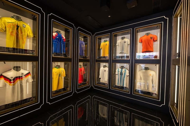Madrid: Entry Ticket to Legends The Home of Football Museum - Seven floors of football, and how to manage the crowd flow
