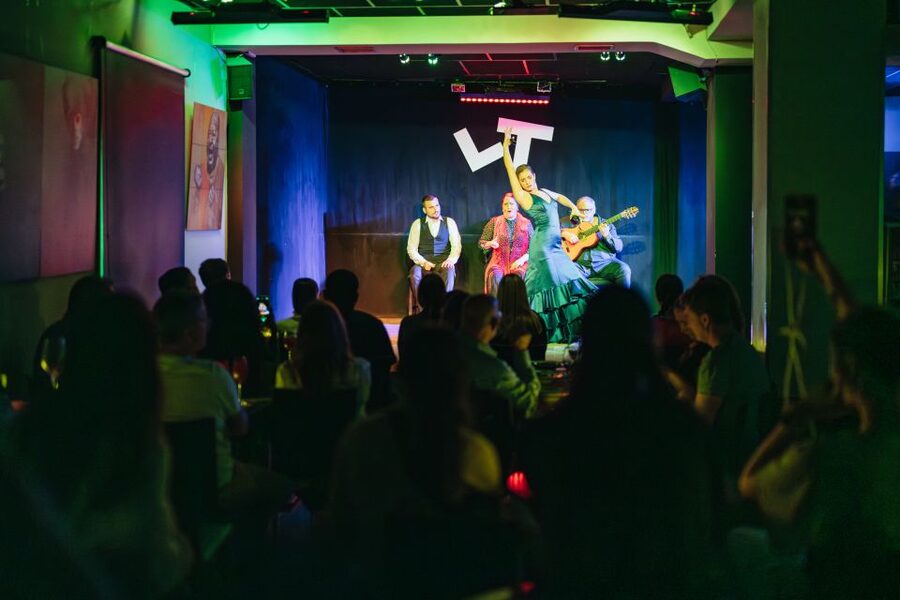 Madrid: Flamenco Show at Tablao "Las Tablas" with Drink - Key things to know before you go