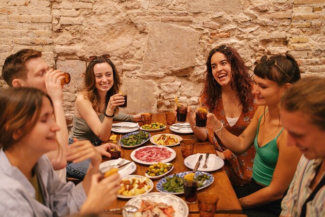 Madrid Food Walking Tour with Tapas and Vermouth - Stop 5: Calle de San Martín and the Churros with Hot Chocolate
