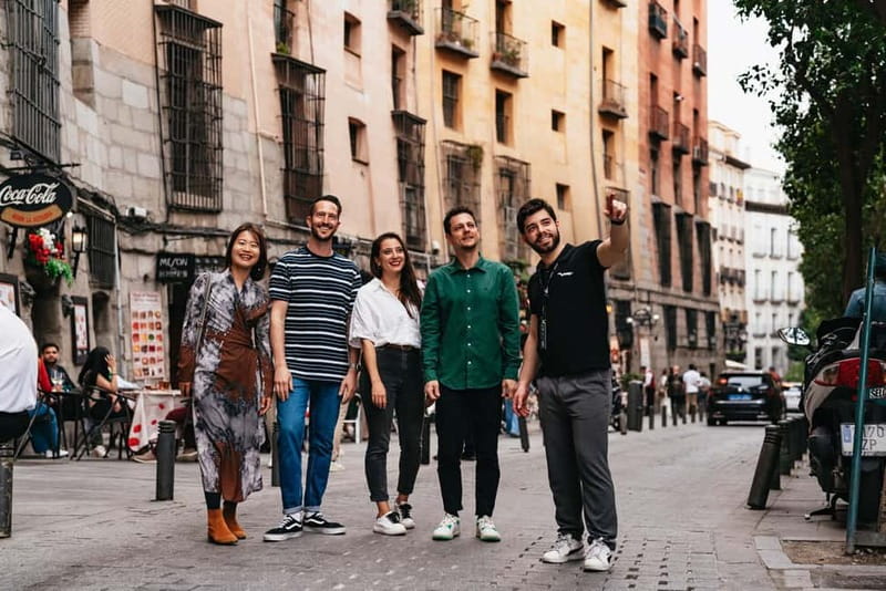 Madrid: Guided Tapas and Wine Tour with Terrace Visit - Stop-by-stop: La Latina, Plaza Mayor, and the big food moments
