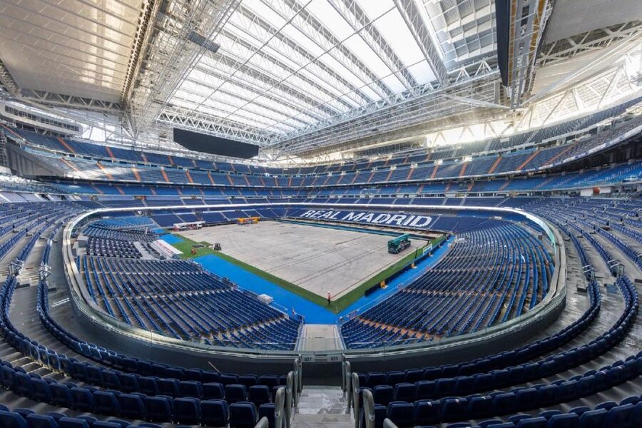 Madrid: Guided Tour of Bernabéu Stadium - Entering the Bernabéu, with Real Madrid context built in