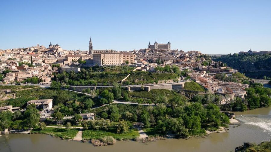 Madrid: Guided Tour of Toledo with Cathedral Visit - Old Town Walking: The Part You’ll Feel in Your Legs