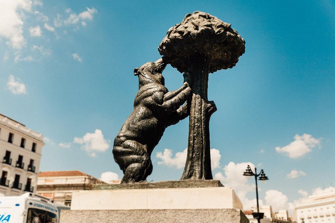 Madrid Highlights and Hidden Gems Private Tour with a Guide - How the guides shape the experience: clear storytelling and tailored pace