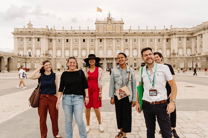 Madrid in a Day Tour:Royal Palace, Historic Center & Prado Museum - Plaza Mayor and the historic center: the city story, on foot