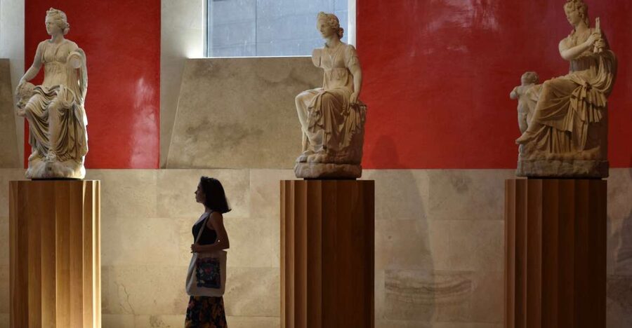 Madrid: Museo del Prado Guided Tour - Skip-the-line entry, official guide, and a ticket you actually need