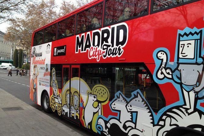Madrid Panoramic City Bus Tour - Modern Madrid on the Green loop: Bernabéu, KIO Towers, and the city’s main arteries
