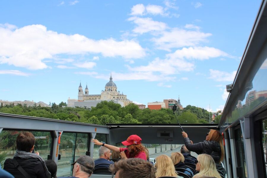 Madrid: Panoramic Open-Top Bus Day or Night Tour with Guide - Gran Via and Plaza de España, Main Street Madrid After Dark