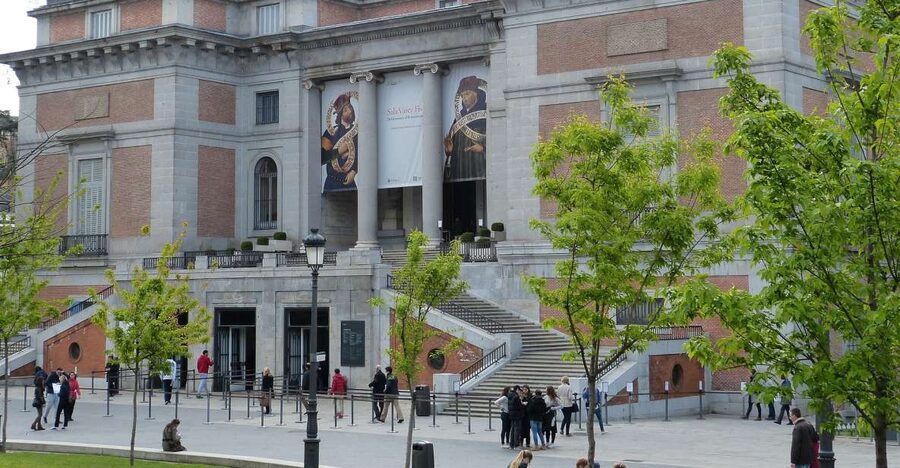 Madrid: Prado Museum Guided Tour With Fast Access - Meeting at Monumento a Goya, then heading straight inside