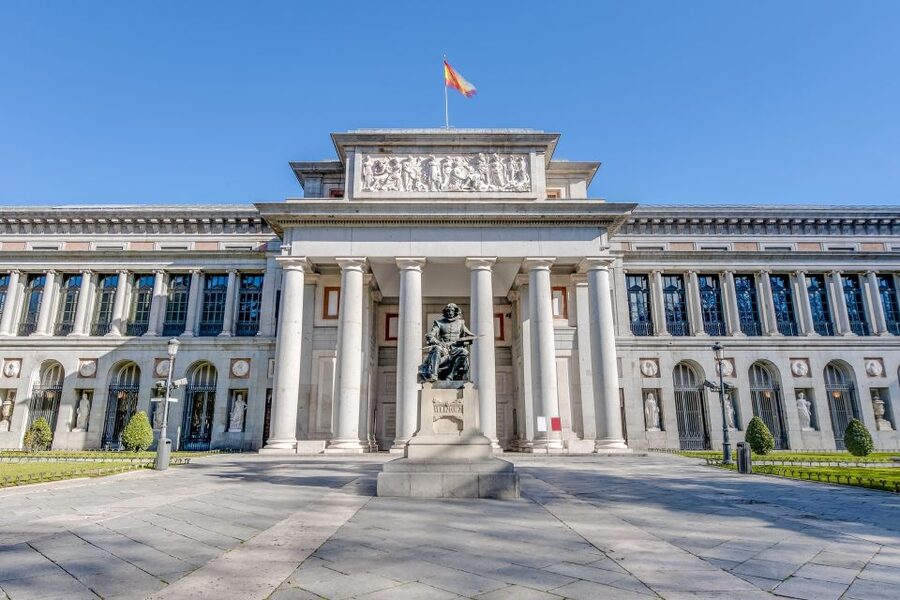 Madrid: Prado Museum Skip-the-Line Guided Tour - How the guide helps you look, not just listen