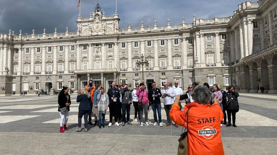 Madrid: Royal Palace Entry Ticket and Small Group Tour - Key things to know before you go