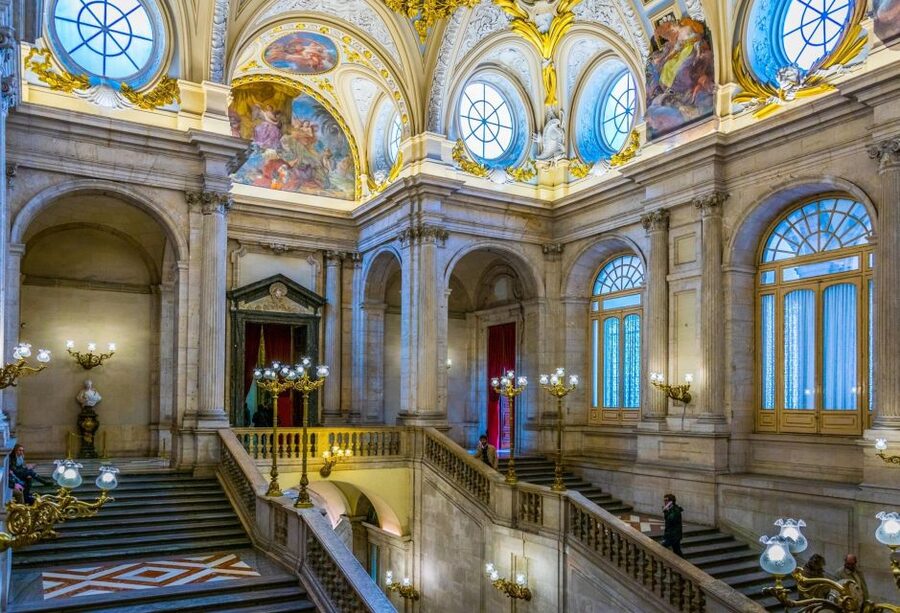 Madrid: Royal Palace Guided Tour with Entry Ticket - Charles III Rooms: From Gasparini’s Chinoiserie to His Dressing Room