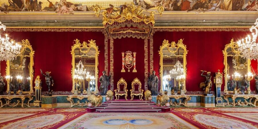 Madrid: Royal Palace Guided Tour with Entry Ticket - The Royal Dining Room Still Used for Events, Plus Silver and Porcelain Rooms
