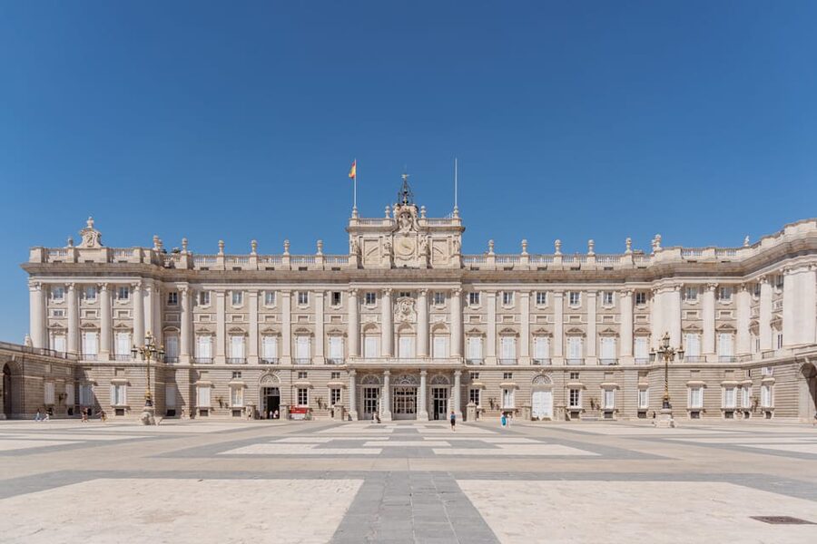 Madrid: Royal Palace VIP Tour with Skip-the-Line Ticket - Key Things to Know Before You Go