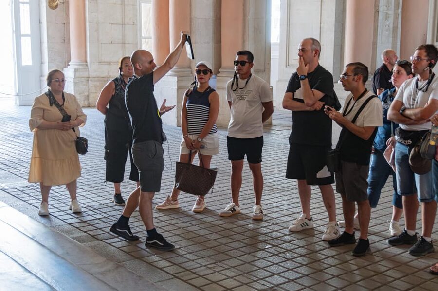Madrid: Royal Palace VIP Tour with Skip-the-Line Ticket - A 2-Hour VIP Royal Palace Visit That Cuts the Main Line