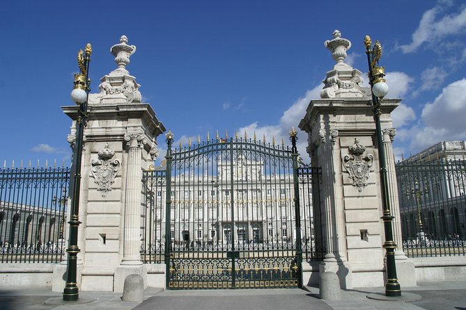 Madrid Sightseeing Tour with Royal Palace Skip the Line Ticket - What Makes This Tour Worth the Money (and Where It Can Fall Short)