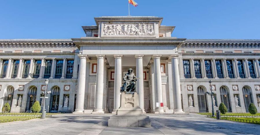 Madrid: Small Group of Prado Museum Tour & Optional Tapas - Inside the Prado: a guided 2-hour highlights route
