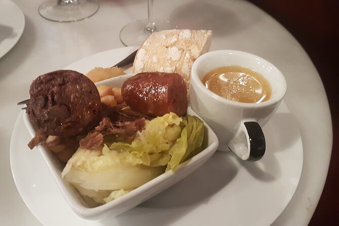 Madrid Small Group Tapas Tour at 4 Venues -Lunch or Dinner - Getting Oriented at Plaza de Isabel II, Then Walking the Old Town Thread